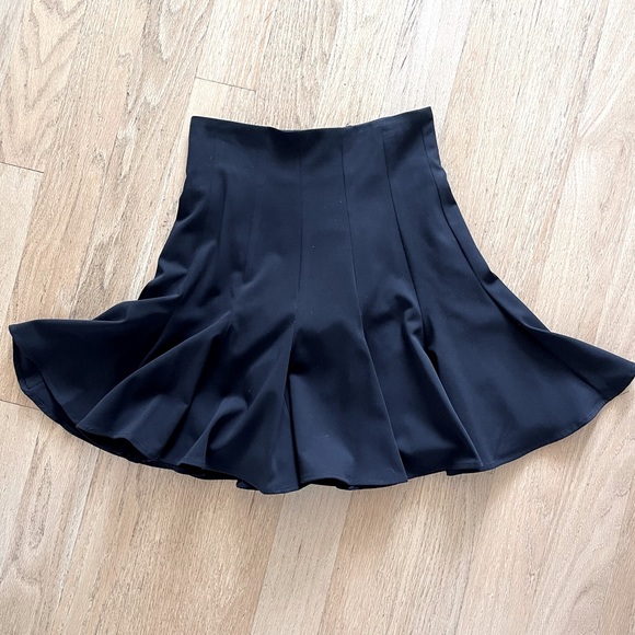 Forever 21 Classic Black Tulip Skirt, sz XS - Picture 3 of 6